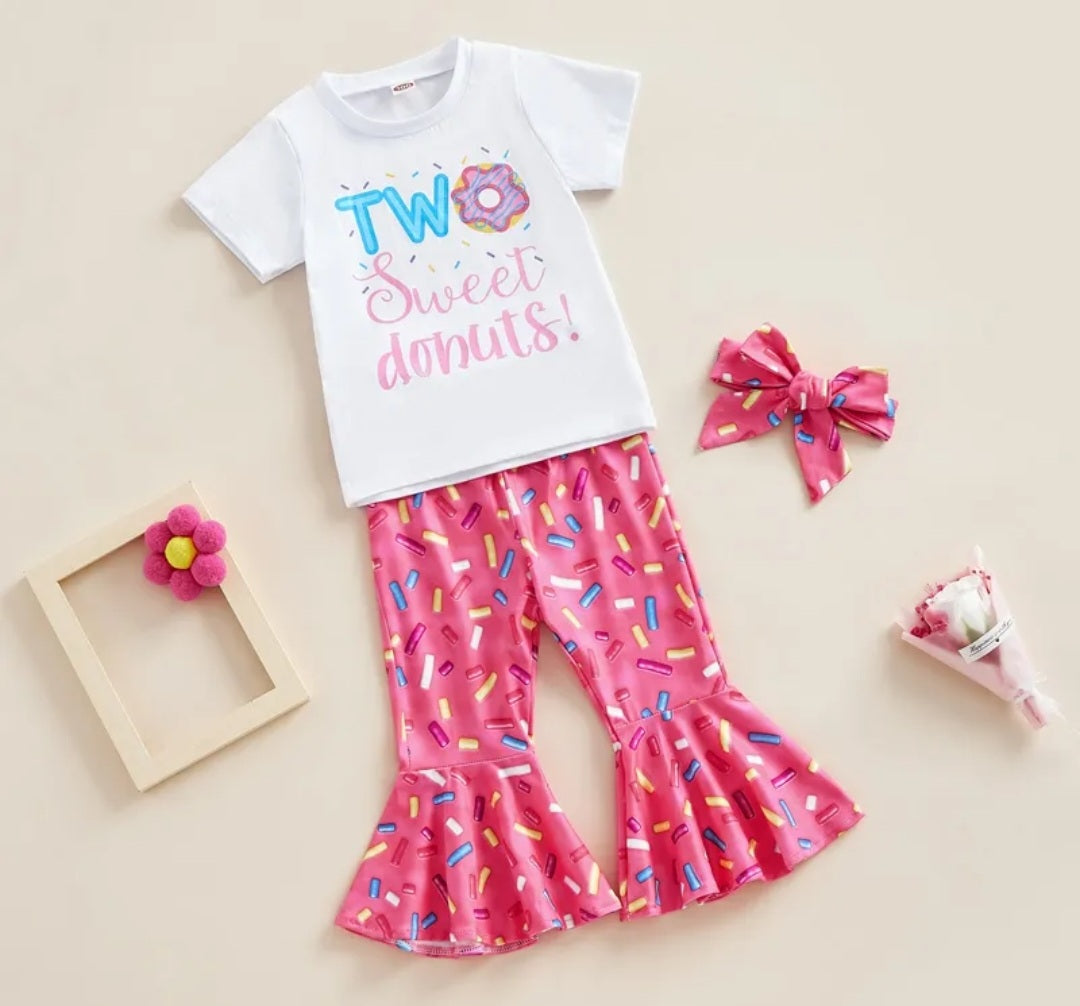 Two Sweet Donuts T-shirt with Bell Bottoms and Headband #1000284