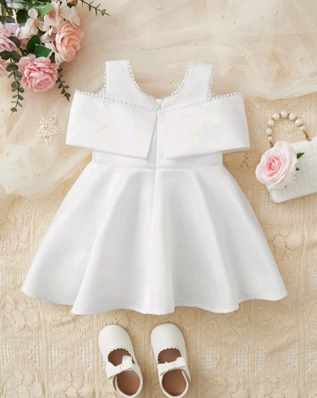 White Dress with Big Bow and Peep Sholders #1001131